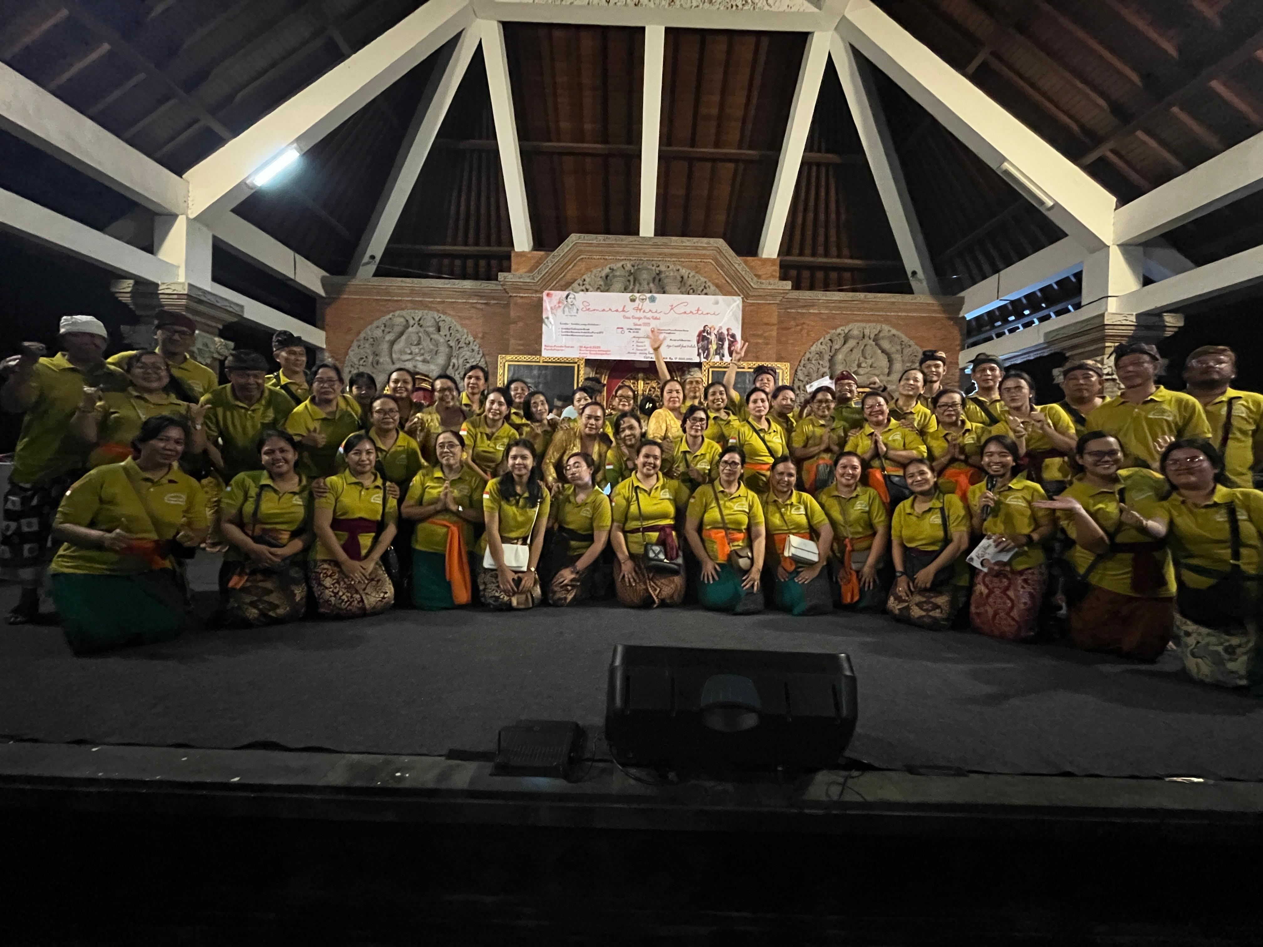 Semarak Kartini Desa Dangin Puri Kelod