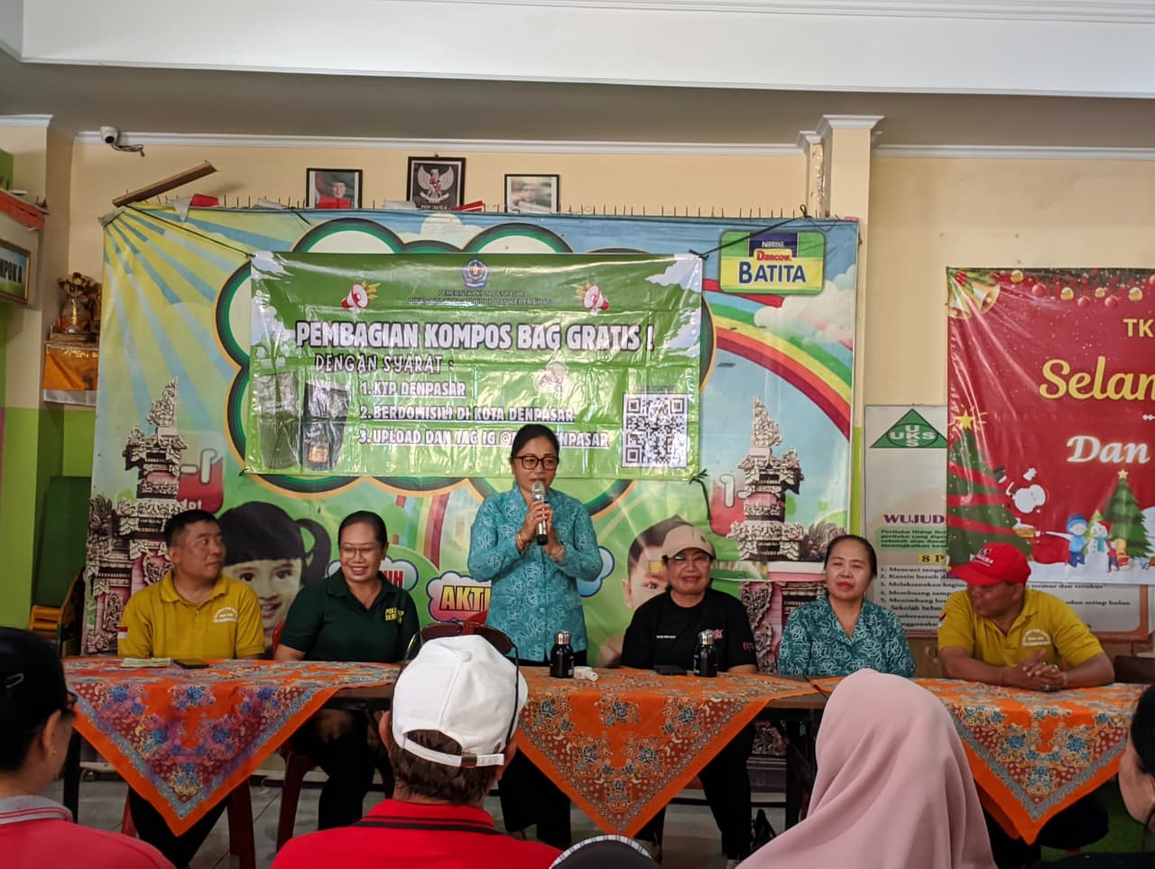 Pembagian Bag Composter dan Sosialisasi Sampah Berbasis Sumber