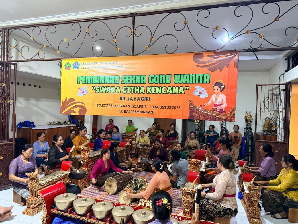 Pembinaan Sekaa Gong Wanita Swara Githa Kencana Banjar Jayagiri